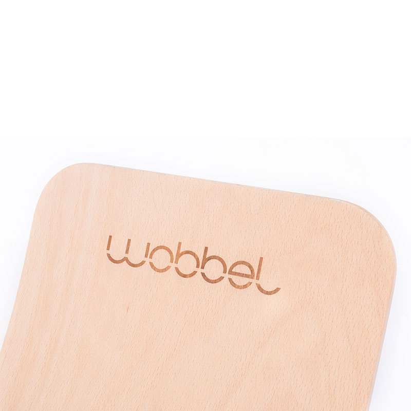 Tabla de equilibrio Wobbel original (madera con base de fieltro reciclado)  :: Wobbel :: Juguetes :: Dideco